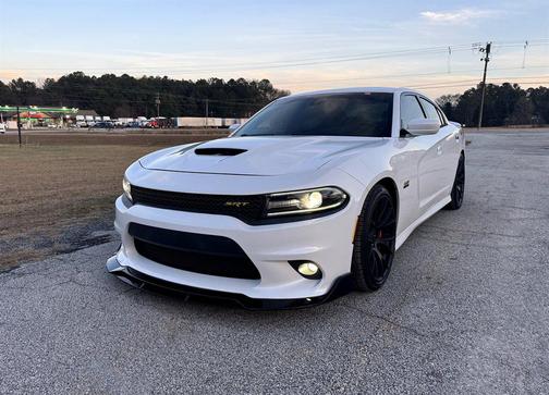 2016 Dodge Charger SRT 392