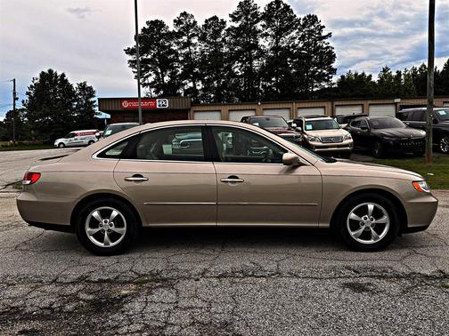Beige 2007 Hyundai Azera GLS