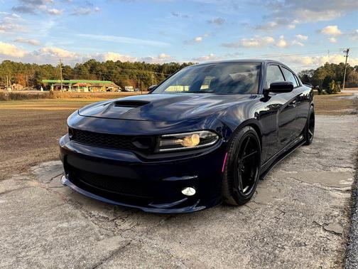 2016 Dodge Charger R/T Scat Pack