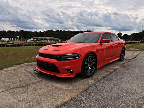 Orange 2016 Dodge Charger R/T Scat Pack