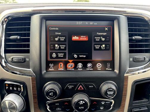 2015 RAM 1500 Laramie