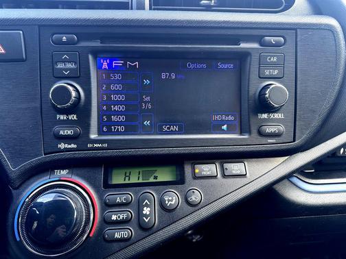 2013 Toyota Prius c Three