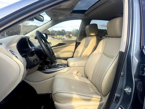 2018 INFINITI QX60 Base