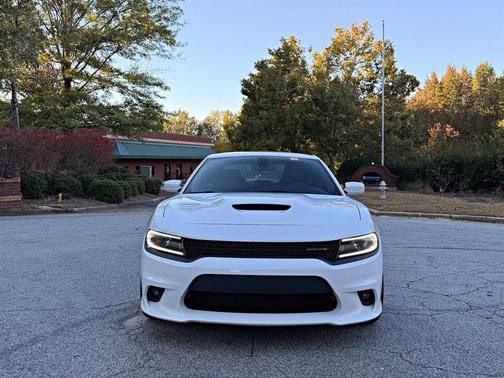 White 2019 Dodge Charger R/T