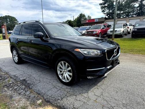 2016 Volvo XC90 T6 Momentum