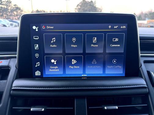 2022 Chevrolet Suburban LT