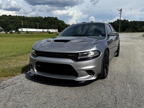 2015 Dodge Charger SRT Hellcat