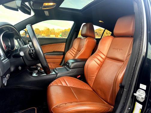 2016 Dodge Charger SRT Hellcat