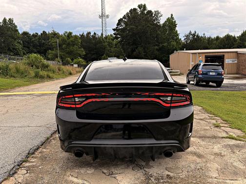 Black 2016 Dodge Charger R/T Scat Pack