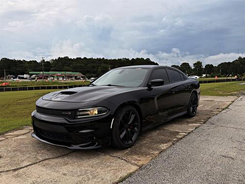 Black 2016 Dodge Charger R/T Scat Pack