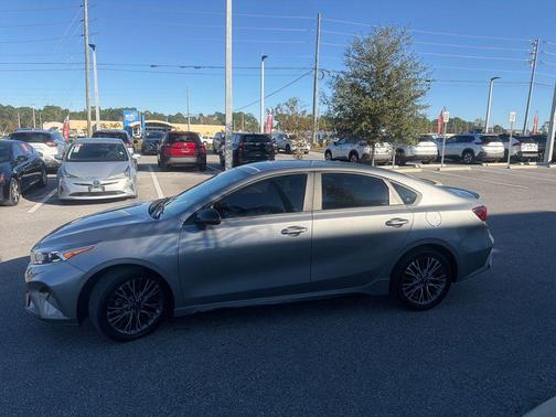 2022 Kia Forte GT-Line