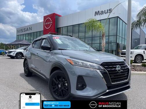 2021 Nissan Kicks SR