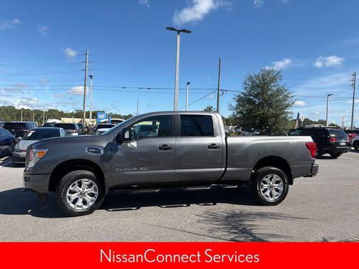 2024 Nissan Titan XD SV