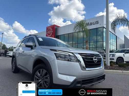 2025 Nissan Pathfinder SV FWD