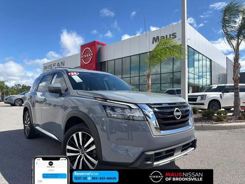 2024 Nissan Pathfinder Platinum FWD