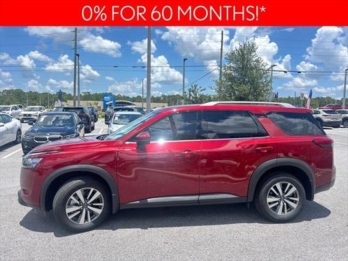 2025 Nissan Pathfinder SL FWD