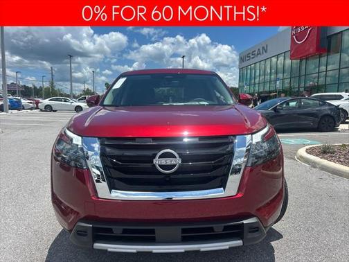 2025 Nissan Pathfinder SL FWD