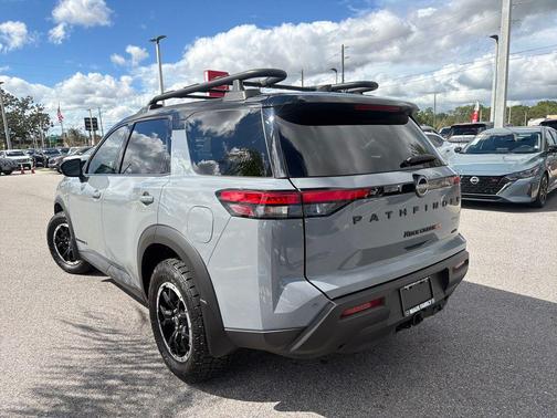 2024 Nissan Pathfinder Rock Creek 4WD