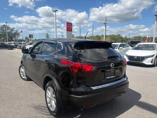 2018 Nissan Rogue Sport S