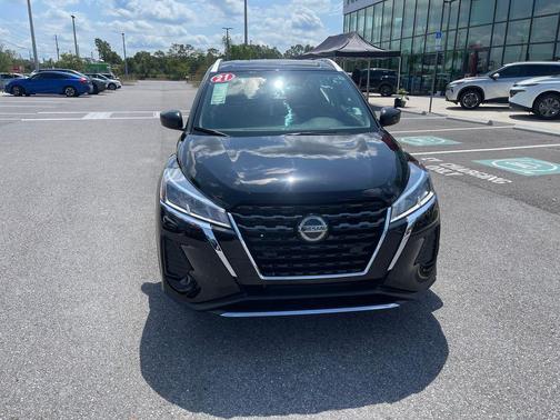 2021 Nissan Kicks SV