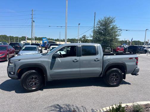 2025 Nissan Frontier PRO-4X