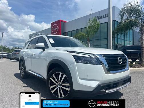 2025 Nissan Pathfinder Platinum FWD