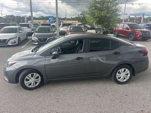 2025 Nissan Versa 1.6 S
