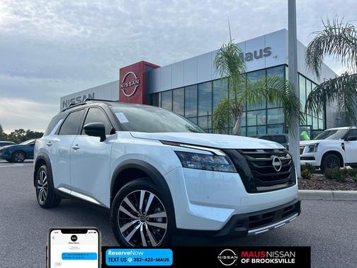 2025 Nissan Pathfinder Platinum FWD
