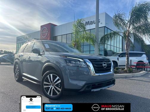 2025 Nissan Pathfinder Platinum FWD