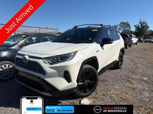 2021 Toyota RAV4 Hybrid SE