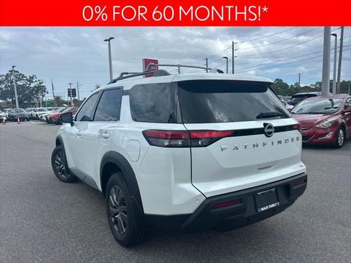 2025 Nissan Pathfinder SV FWD