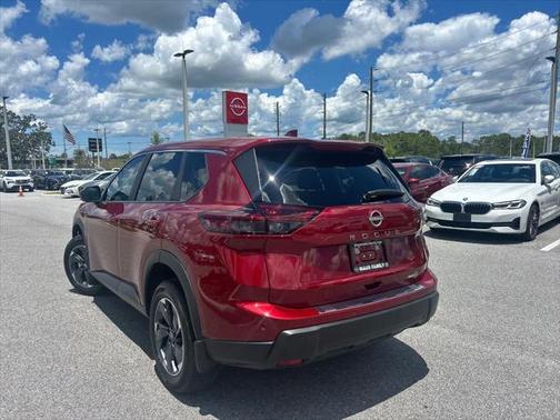 2025 Nissan Rogue SV