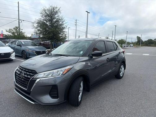 2021 Nissan Kicks S