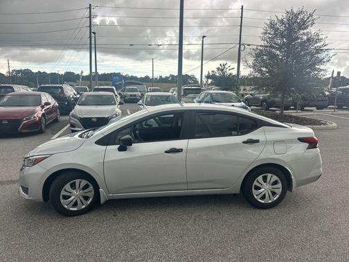 2025 Nissan Versa 1.6 S
