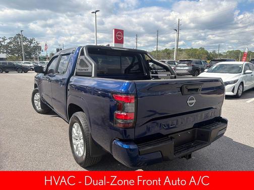 2023 Nissan Frontier SV