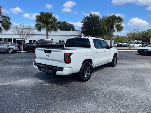 2025 Nissan Frontier SV
