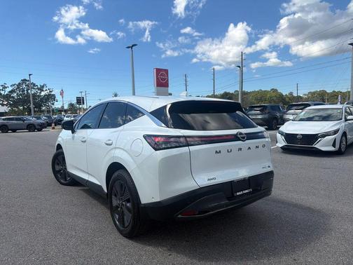 2025 Nissan Murano SL