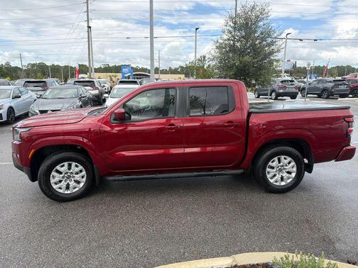 2024 Nissan Frontier SV