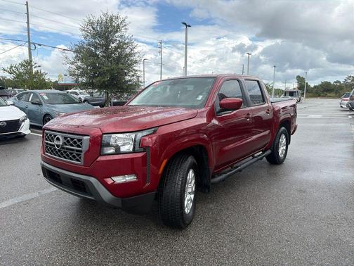 2024 Nissan Frontier SV