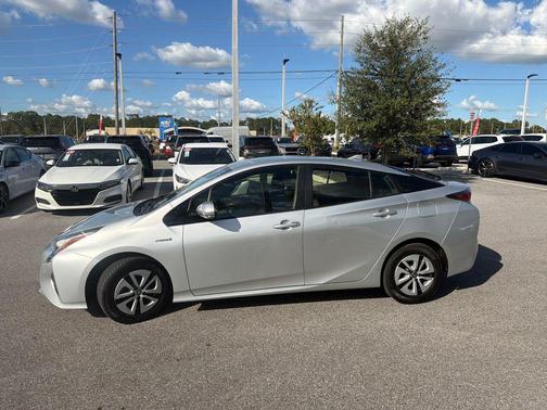 2018 Toyota Prius Three