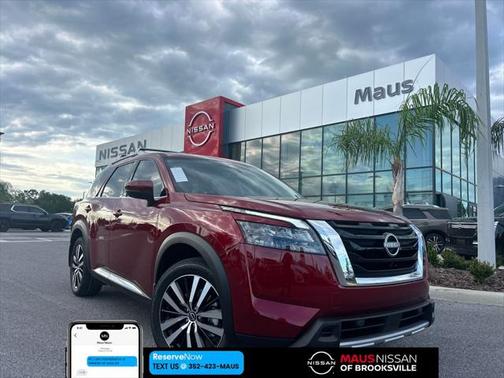 2025 Nissan Pathfinder Platinum 4WD