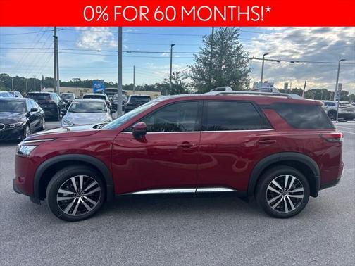 2025 Nissan Pathfinder Platinum 4WD