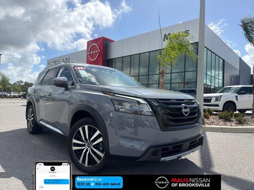 2024 Nissan Pathfinder Platinum FWD