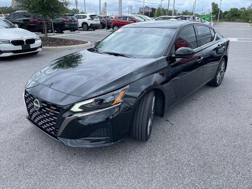 2024 Nissan Altima SR VC-Turbo FWD