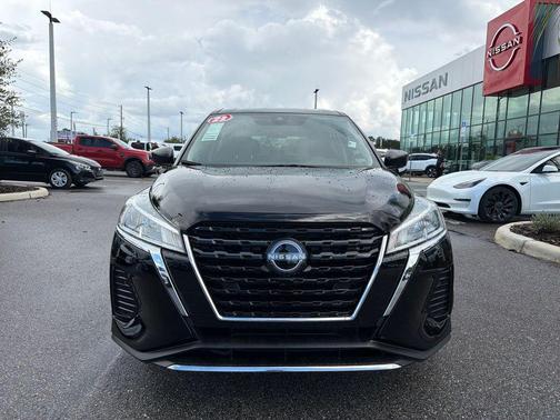 2023 Nissan Kicks S