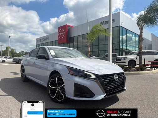 2025 Nissan Altima SR FWD