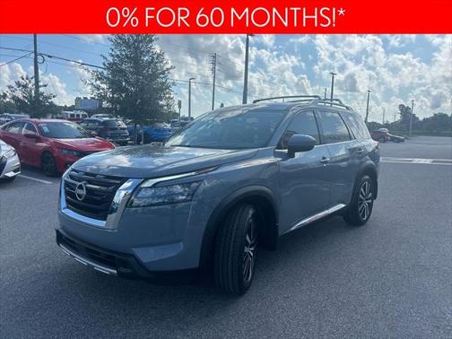 2025 Nissan Pathfinder Platinum FWD