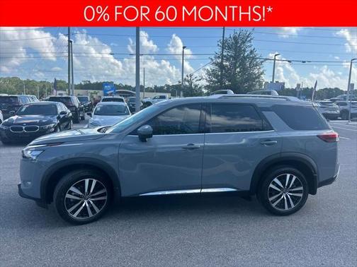 2025 Nissan Pathfinder Platinum FWD