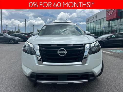 2025 Nissan Pathfinder Platinum FWD