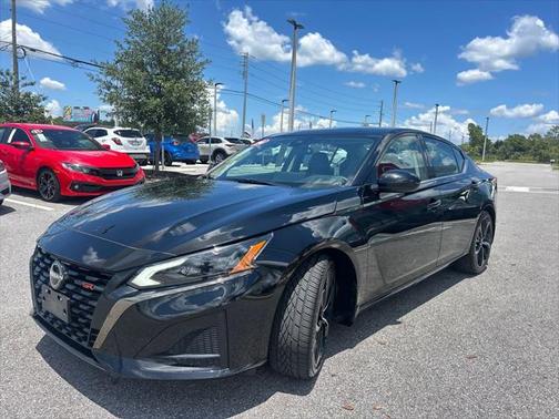 2024 Nissan Altima SR FWD